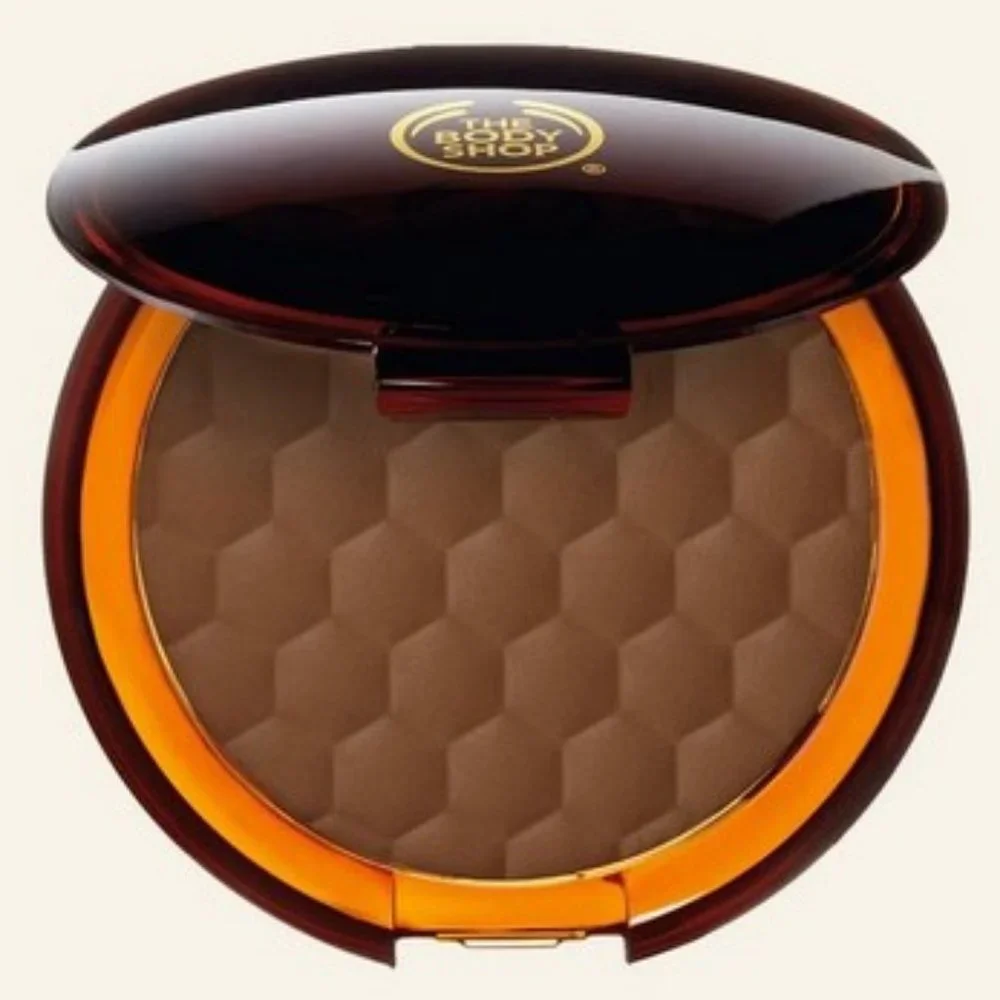 The Body Shop Honey Bronze Bronzing Powder- Shade - Dark Golden Matte